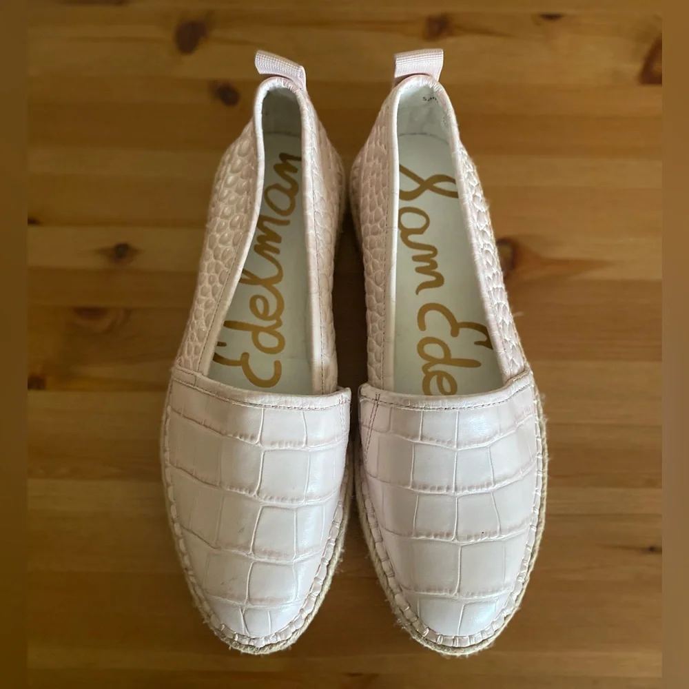 Sam Edelman Light Pink Embossed Leather Kesia Espadrille Flat Size 6 NWOT